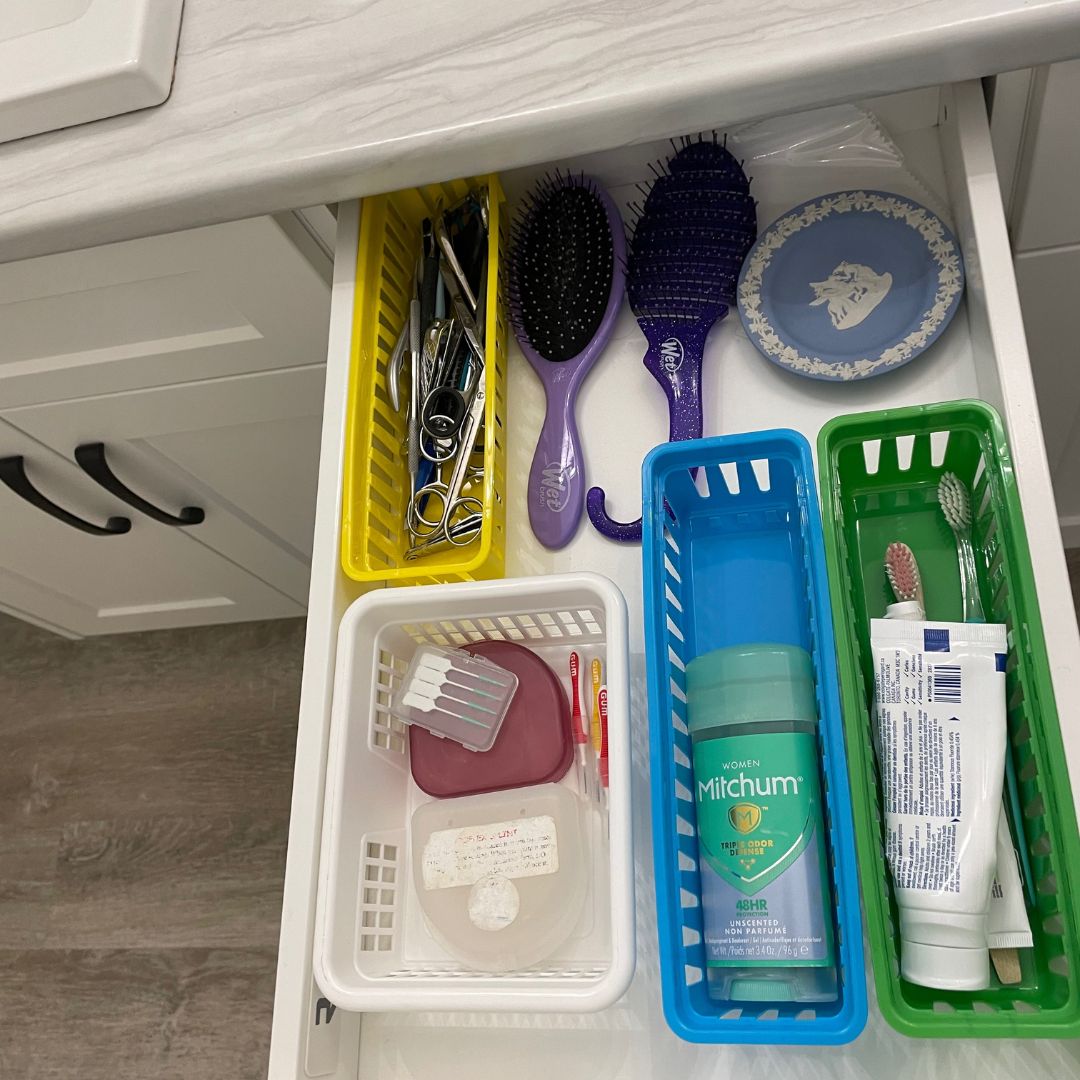 De-Clutter/Organization Service Afternoon 1:30 PM -4:30 PM